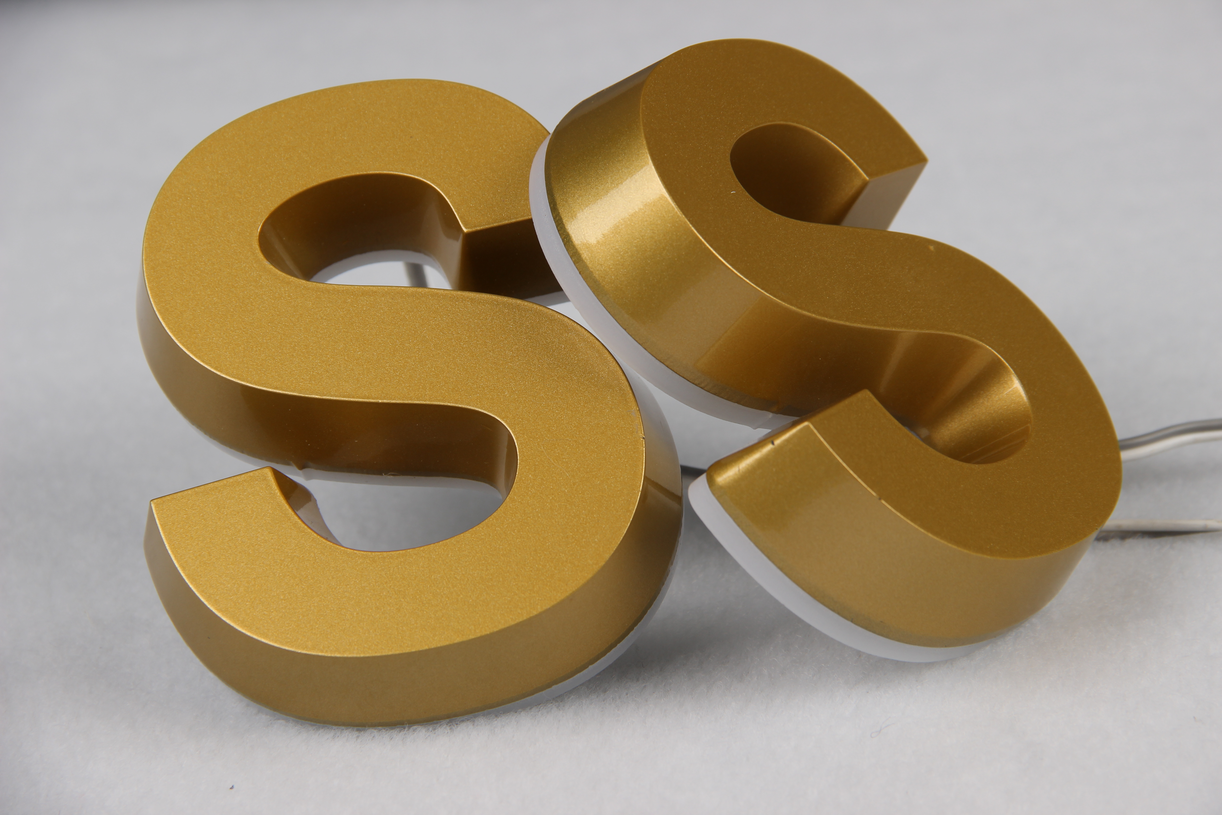 led側面發(fā)光字